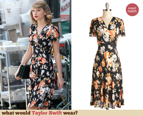 Modcloth One Floral All For One Dress worn by Taylor Swift