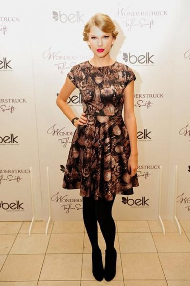 Taylor Swift in a Patterned Cap Sleeve Dress