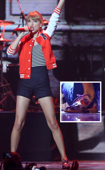 Taylor Swift's red jacket on the Arias