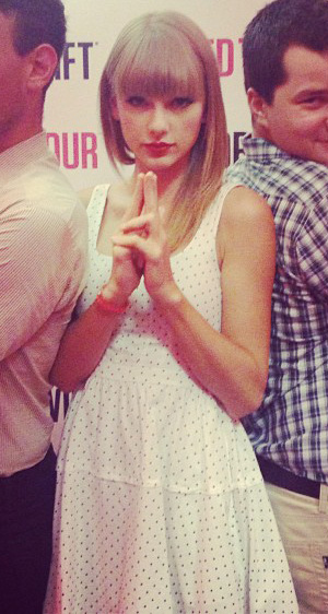 Taylor Swift's white polka dot dress in New Jersey