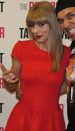 Taylor Swift's red ribbed dress in Vancouver