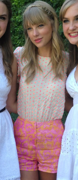 Taylor Swift's nude and pink polka dot top at Keds event